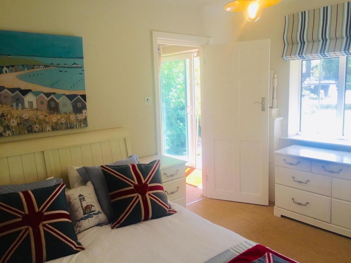 Chadham Pines Cottage Poole Ngoại thất bức ảnh